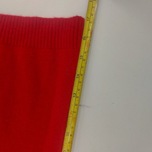 L.L Bean Women's Cashmere Classic, Crewneck Red Size Medium - Picture 11 of 11